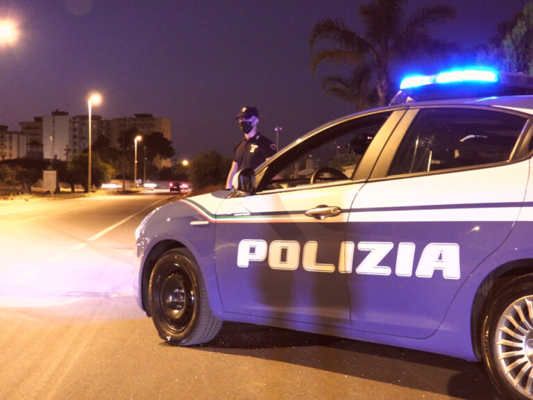 Falsi biglietti per i concerti e minacce ai clienti: rintracciato dalla Polizia di Bari truffatore seriale